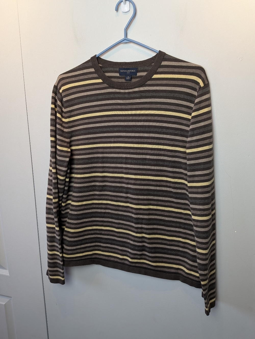 BANANA REPUBLIC Men Crewneck Top Size Medium Stripes Brown Yellow 100% Cotton